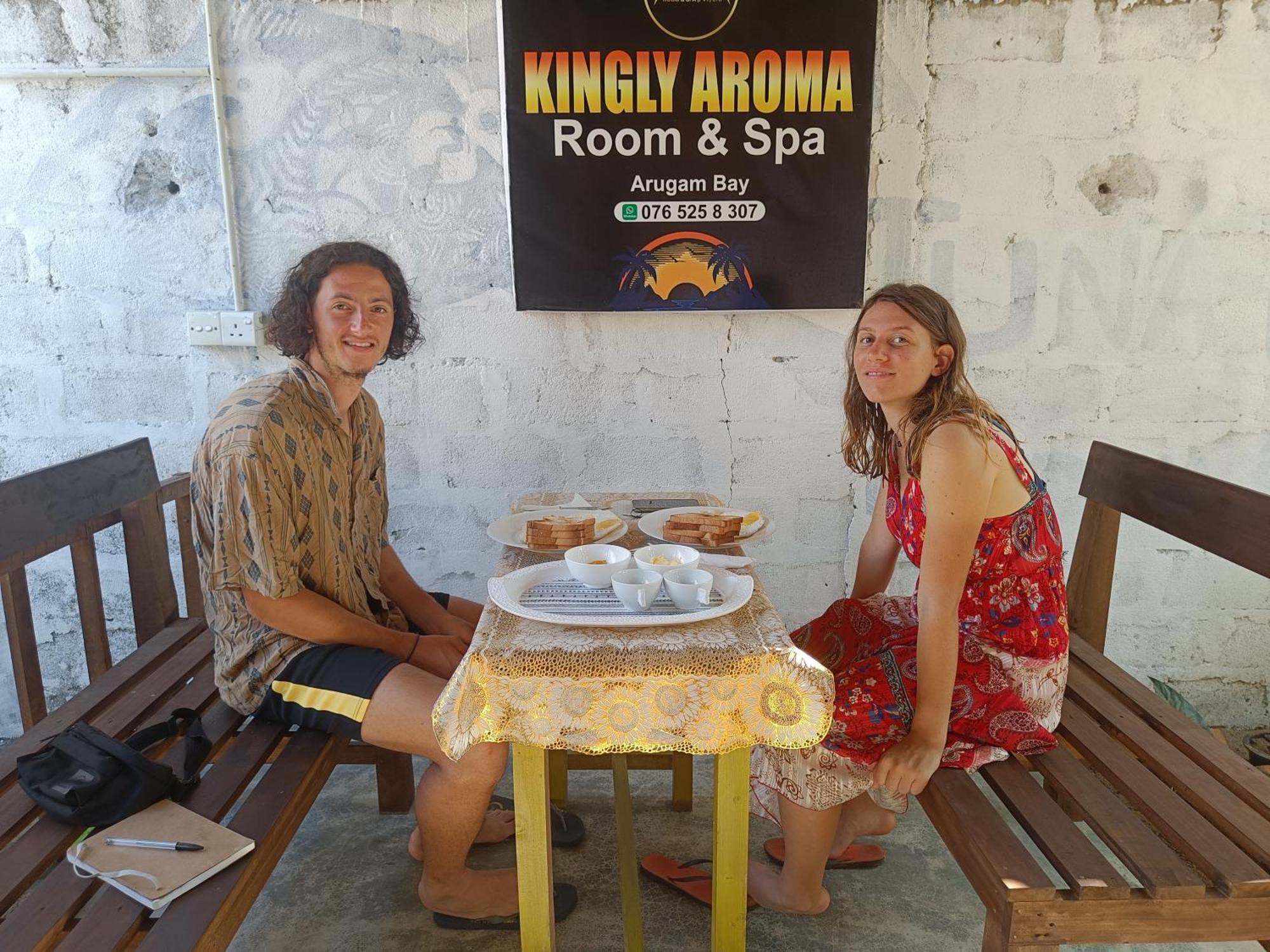 فندق Kingly Aroma آروغام المظهر الخارجي الصورة